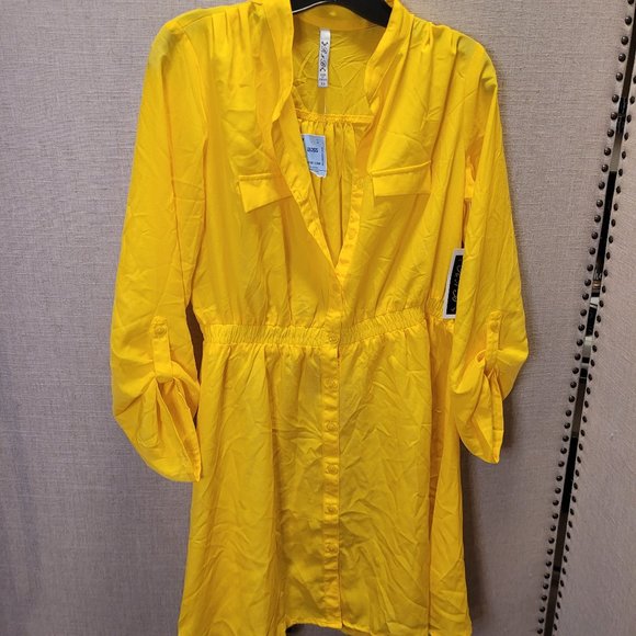 NWT Yellow Button Down Blouse - Picture 1 of 4